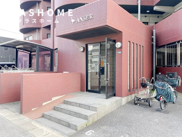 ANSER(アンセル)　　　刈谷市近郊の賃貸はクラスホームのエントランス