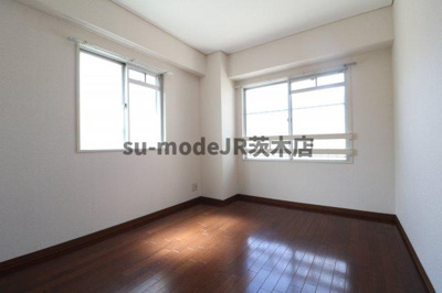 【洋室】 | セントラルコート南茨木