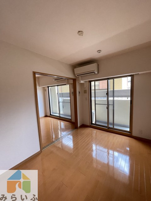 【洋室】 | エスポアール千種