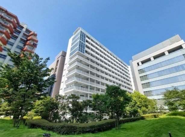コンフォリア東新宿の画像