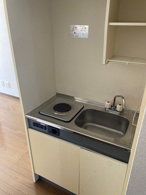 【キッチン】 | コーポスズキ