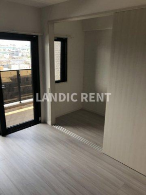 【内装】 | LANDIC Y138