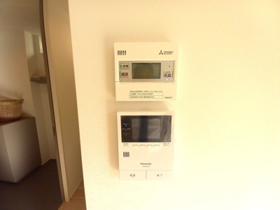 【防犯設備】 | 中古一戸建　高知市朝倉甲（築後未入居） | モニターホン付き。