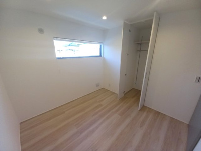 【洋室】 | 中古一戸建　高知市朝倉甲（築後未入居） | 2階西側4.5洋