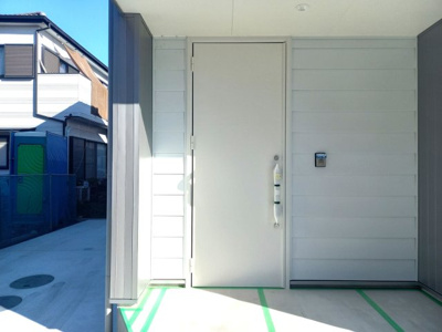 【玄関】 | 中古一戸建　高知市朝倉甲（築後未入居）