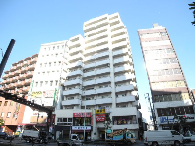 カーサ第二新宿の外観
