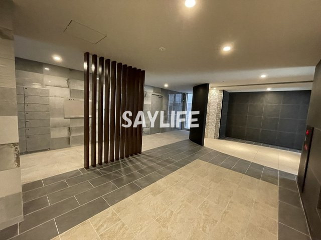 GARDENIA鶴見のロビー