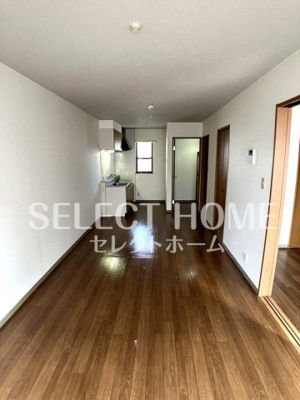 【居間・リビング】 | ボイス中島 | おしゃれな居間です