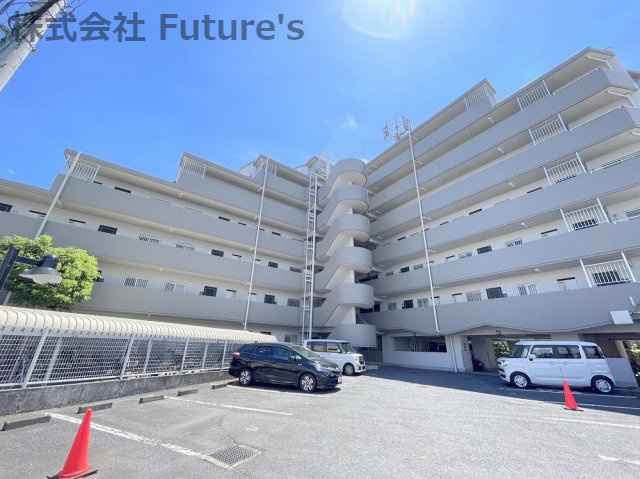 グリーンパーク八潮Xの駐車場|敷地内駐車場あり（要空き確認）