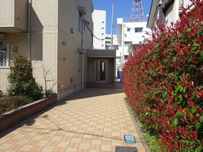 【エントランス】 | サウスステージ