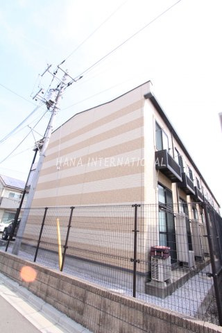 レオパレススカイタウンの外観