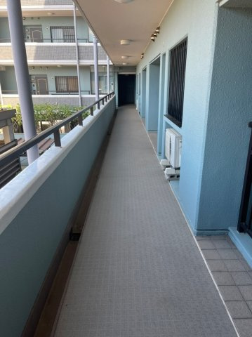 福井ダイカンプラザのその他共用部分|お部屋までの廊下です。