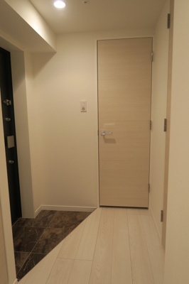 【玄関】 | メイクス上野 | 稲荷町の賃貸物件。
「メイクス上野」のことなら(株)メイワ・エステートへ