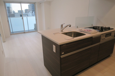 【居間・リビング】 | メイクス上野 | 稲荷町の賃貸物件。
「メイクス上野」のことなら(株)メイワ・エステートへ