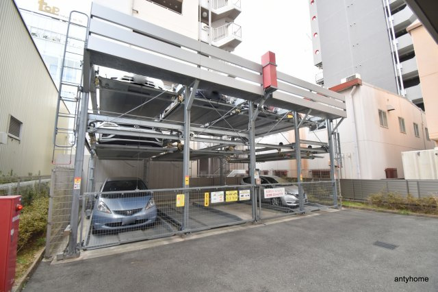 アヤコートの駐車場