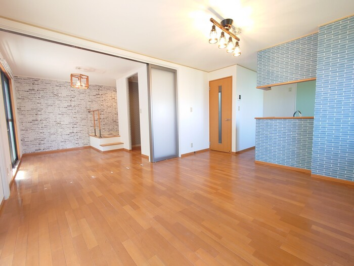 メゾン小柳の居間・リビング