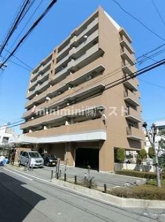 メゾンドーム三軒家のロビー