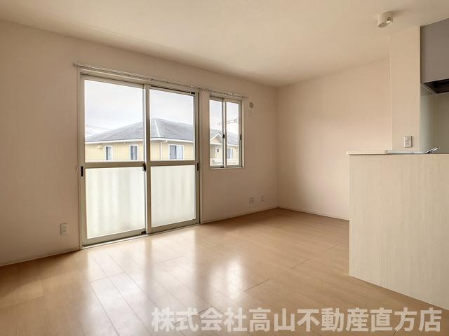 花多来館Bの居間・リビング