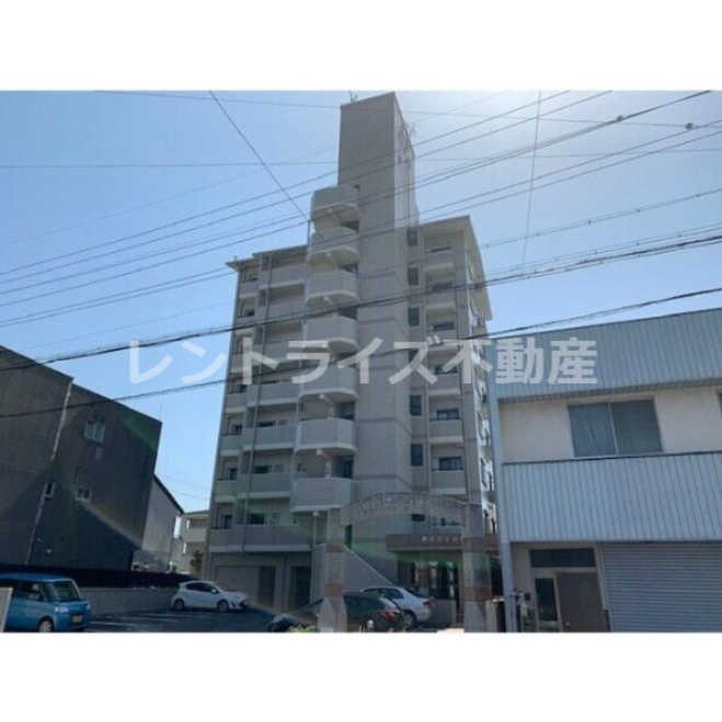 横山マンションの外観