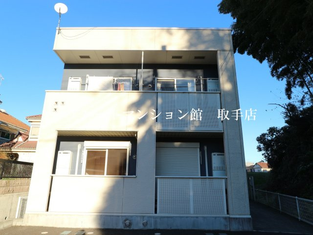 シャロル白山の外観