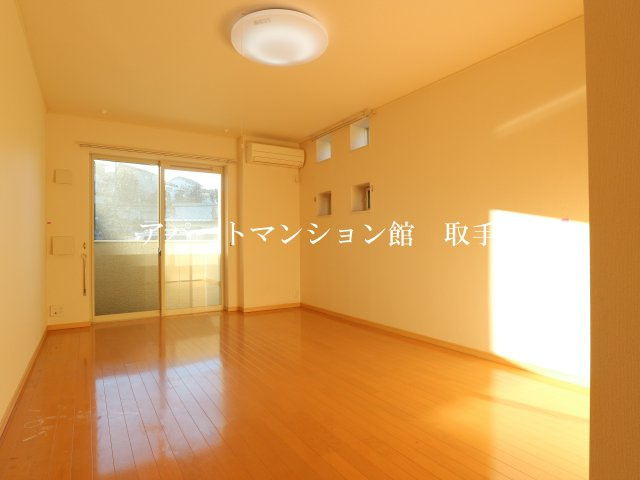 シャロル白山の居間・リビング