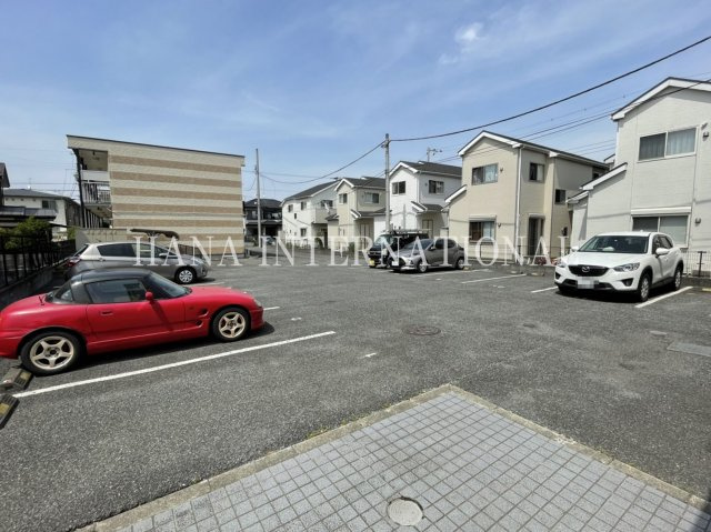 コートアベⅢの駐車場