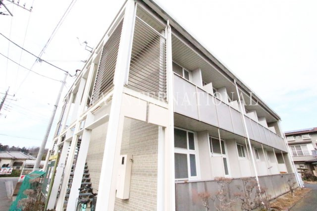 レオパレス谷津の外観