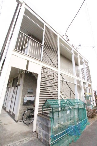 レオパレス谷津の外観