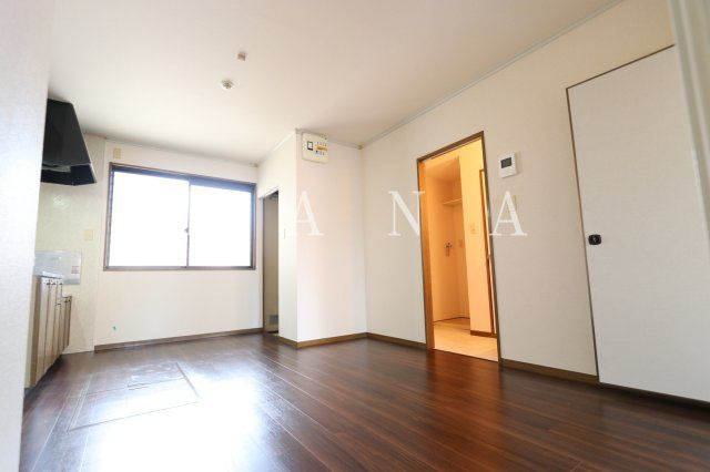 エクレールUの居間・リビング|※別号室参考写真