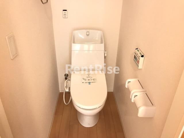 ビックブルーのトイレ|シャワー付トイレ