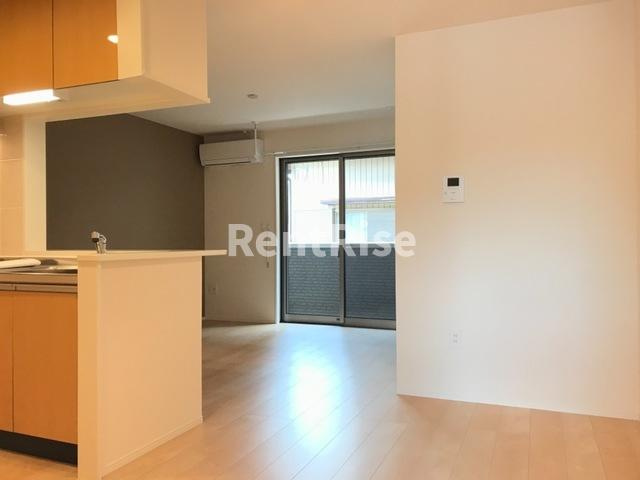 ビックブルーの浴室|リビング