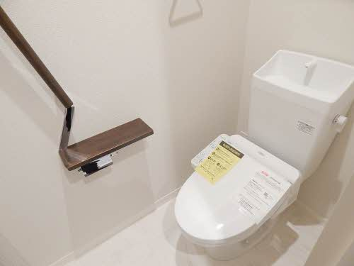 熊本市南区田迎６丁目のアパートのトイレ
