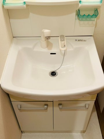 仲介手数料0！！S-FORT浄心の洗面所