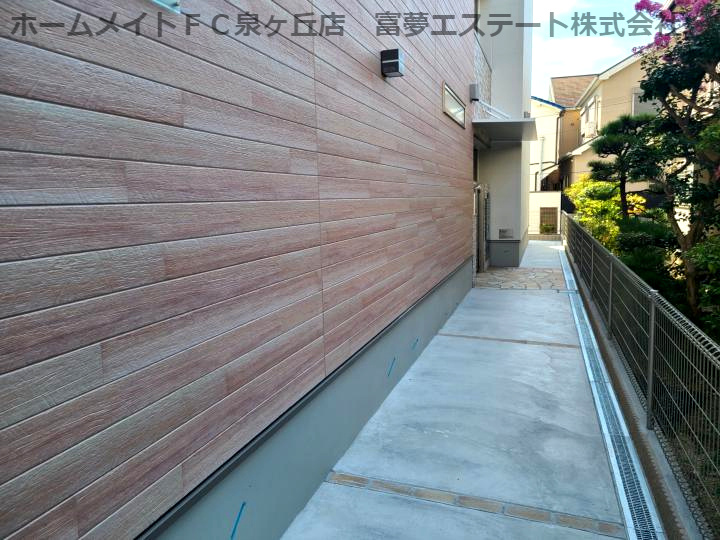 フジパレス泉大津サウスのエントランス