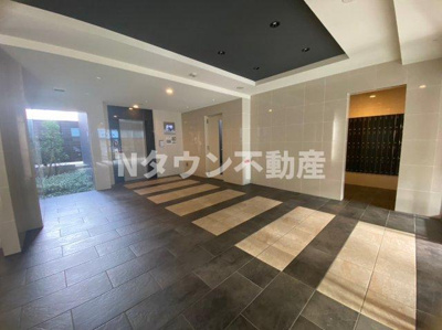 【ロビー】 | メインステージ名古屋ノースマーク | ゆとりのあるロビーです