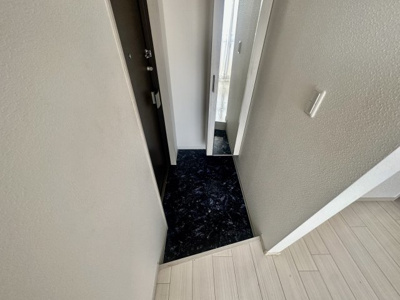 【玄関】 | エヌエムトラントキャトフ