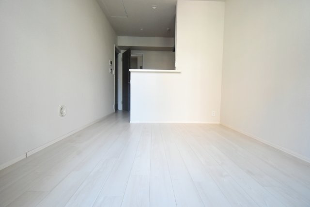 西宮市甲子園口２丁目の賃貸マンションの居間・リビング