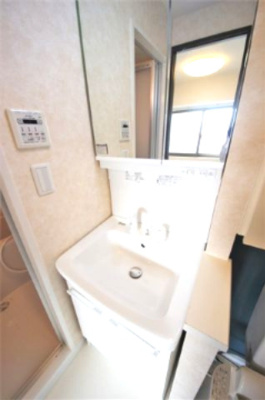 【独立洗面台】 | アドーラブル船場