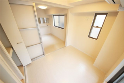 【洋室】 | アドーラブル船場