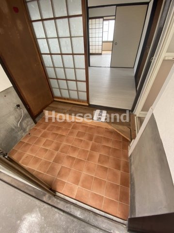 打越アパート（水道代1階は個別で2階は3000円固定）の玄関