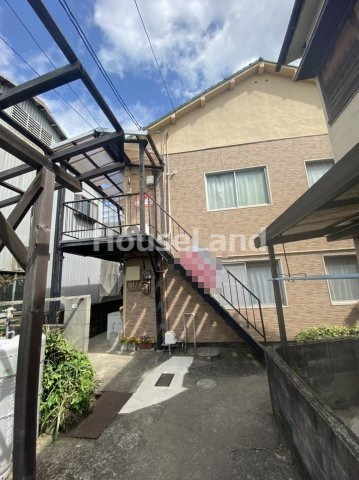 打越アパートの外観