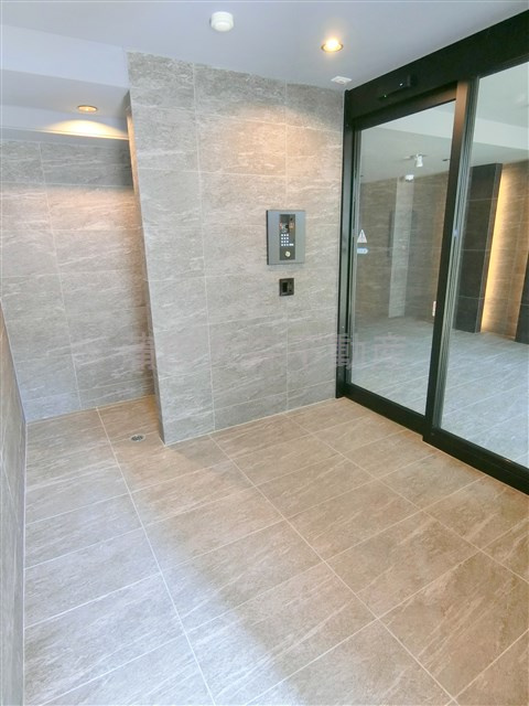 HILLTOP南蒲田(ヒルトップミナミカマタ)のエントランス|防犯カメラTVモニター付オートロック宅配ボックス　エントランス