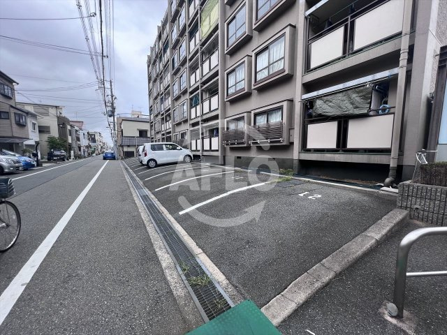 生野コーポの駐車場|生野コーポ　平面駐車場