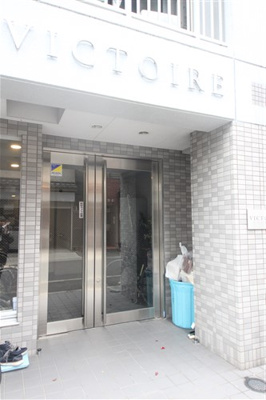 【エントランス】 | ビクトワーレ