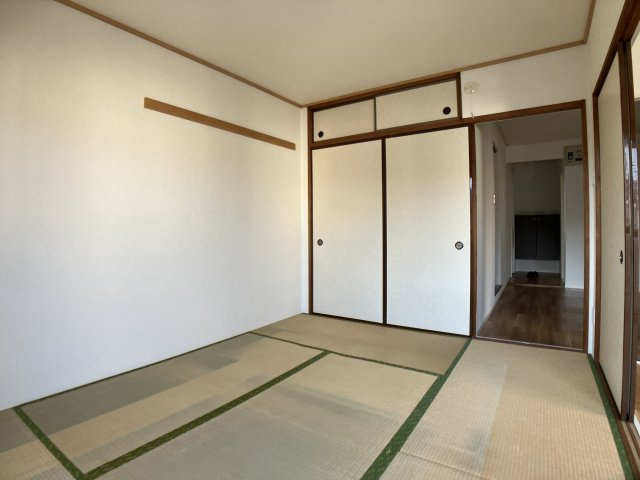 ライトコート菅野の和室