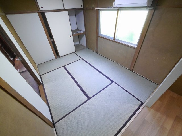 神戸市垂水区名谷町・貸家の和室