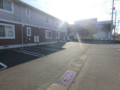 【駐車場】 | イースト・ツインズＡ