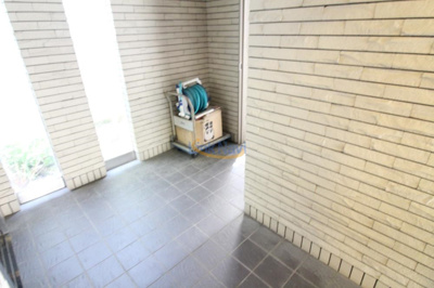 【エントランス】 | Peace Sakai