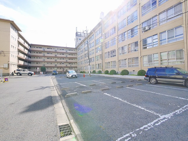 三和マンションの駐車場