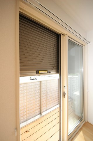 アヴニールのセキュリティ|シャッター雨戸です